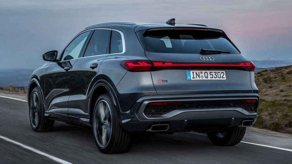 Το νέο Audi Q5 ήρθε ως ήπια υβριδικό με έως 367 άλογα!